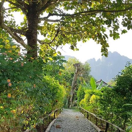 Pasanchai Bungalow Vang Vieng Eksteriør billede
