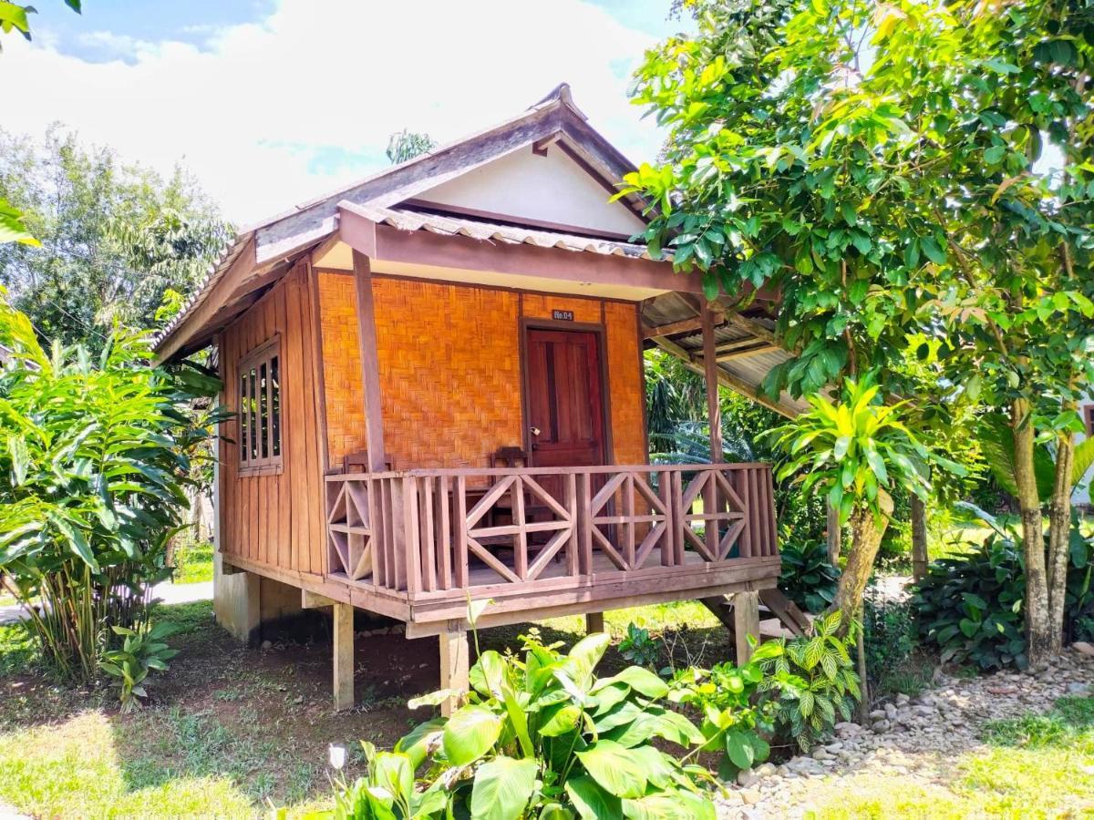 Pasanchai Bungalow Vang Vieng Eksteriør billede