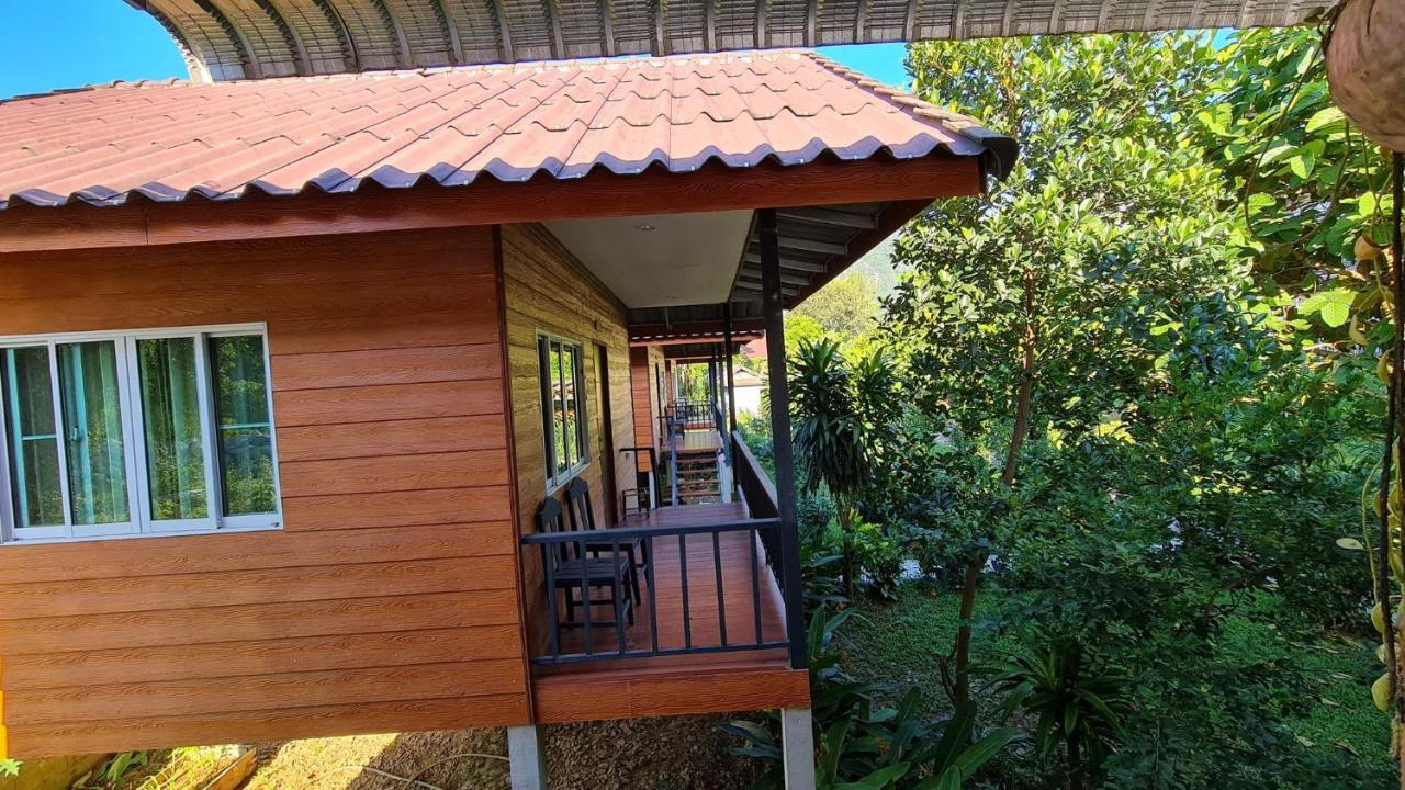 Pasanchai Bungalow Vang Vieng Eksteriør billede