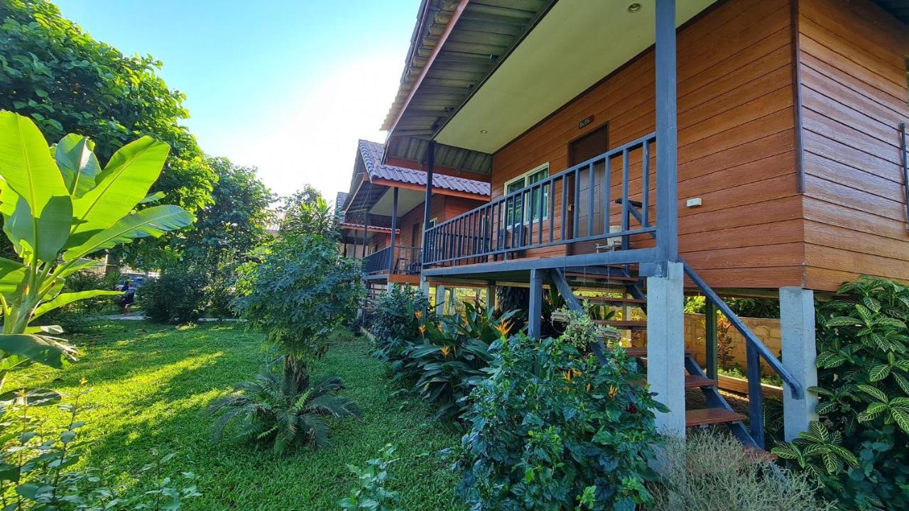 Pasanchai Bungalow Vang Vieng Eksteriør billede