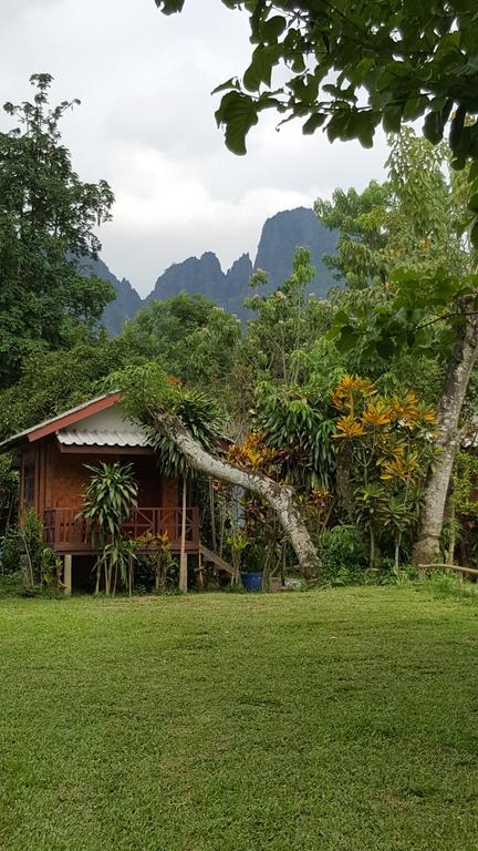 Pasanchai Bungalow Vang Vieng Eksteriør billede